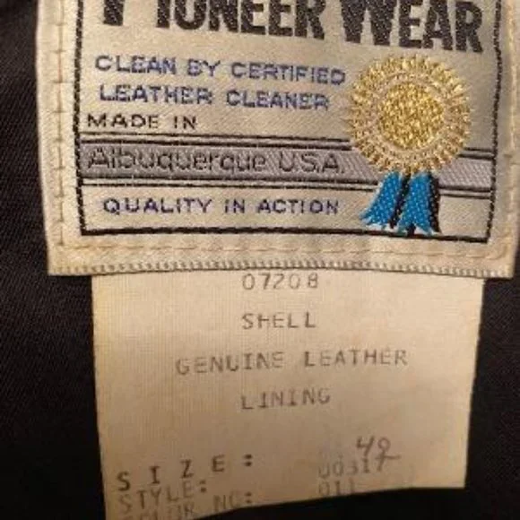 Pioneer Wear Leather Vest - Picture 6 of 6